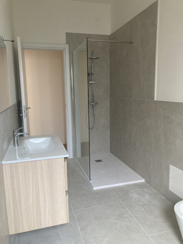 Scopri il tuo nuovo rifugio a Vicenza, situato in una delle zone più affascinanti della città. Qu...