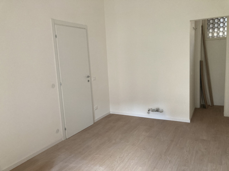 Scopri il tuo nuovo rifugio a Vicenza, situato in una delle zone più affascinanti della città. Qu...