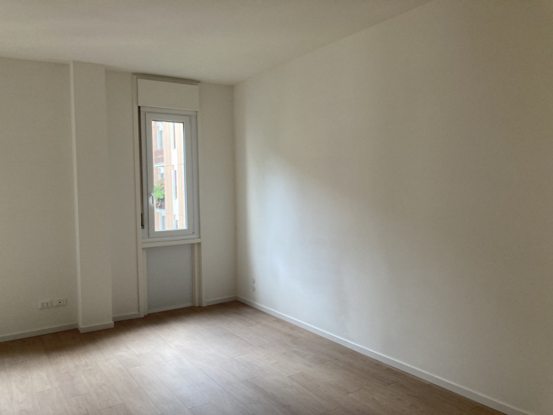 Scopri il tuo nuovo rifugio a Vicenza, situato in una delle zone più affascinanti della città. Qu...