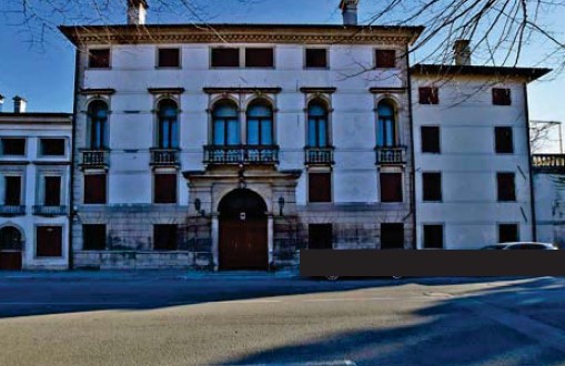 Rif. A.A.577-21

Vendita all'asta - villa veneta in data 27 gennaio 2026

Descrizione: trattasi d...