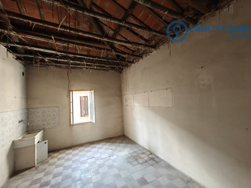 APPROVATO GRUPPO CASA PER CASA: VALUTATO, CONTROLLATO, GESTITO IN ESCLUSIVA!

ZONA:
L'immobile è ...