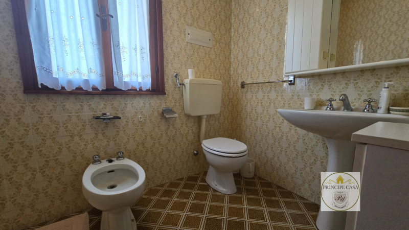 Rif. RU58 - Proponiamo in vendita porzione indipendente di rustico risalente all'epoca medievale ...