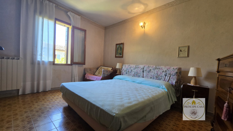 Rif. RU58 - Proponiamo in vendita porzione indipendente di rustico risalente all'epoca medievale ...