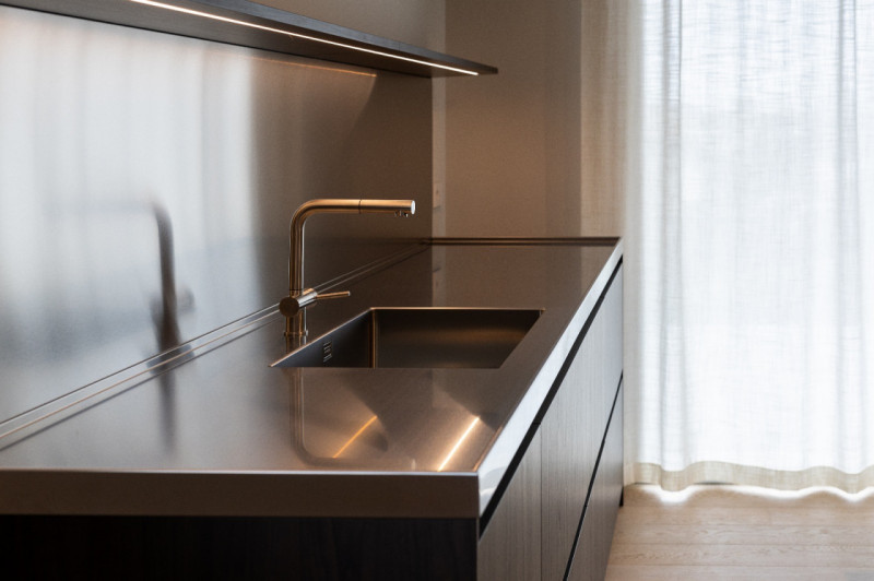 (Per INFO Roberto 3453195338) Scopri l'eleganza e il comfort di questo nuovo attico esclusivo sit...