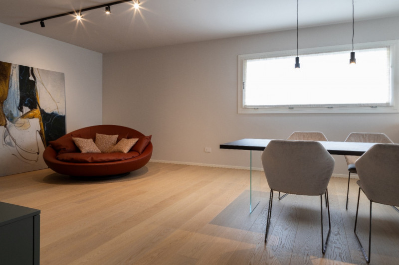 (Per INFO Roberto 3453195338) Scopri l'eleganza e il comfort di questo nuovo attico esclusivo sit...