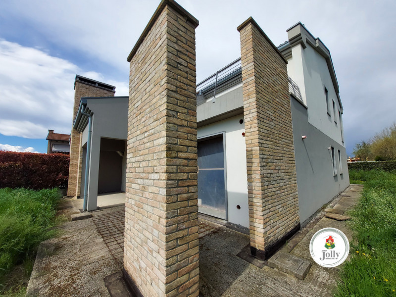 Informazioni prestazione energetica
Immobile non soggetto all'obbligo di certificazione energetic...