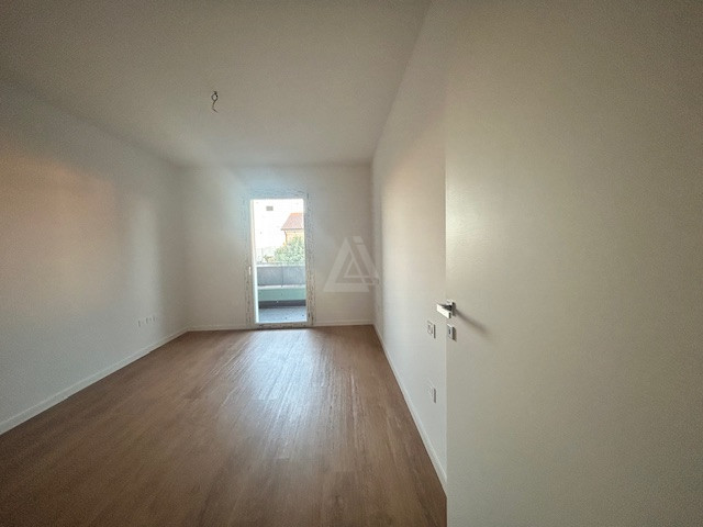 L'Agenzia IRIS di Castelfranco propone in vendita appartamento al primo piano con grande terrazzo...