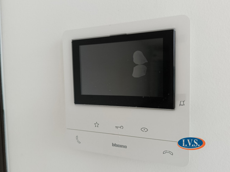 MONTEGALDA (VI) in un contesto di nuova costruzione proponiamo BICAMERE al piano terra, immerso n...