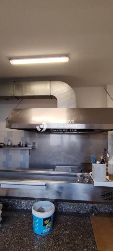 (per info Simone G. 329-8777518) Nostra ESCLUSIVA, San Donà di Piave, zona Piox, in quartiere ser...