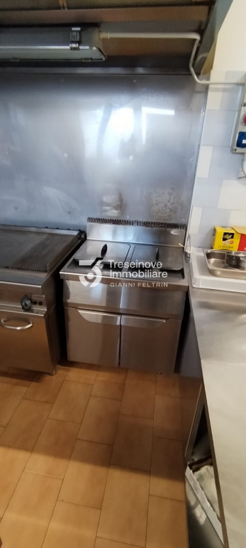 (per info Simone G. 329-8777518) Nostra ESCLUSIVA, San Donà di Piave, zona Piox, in quartiere ser...