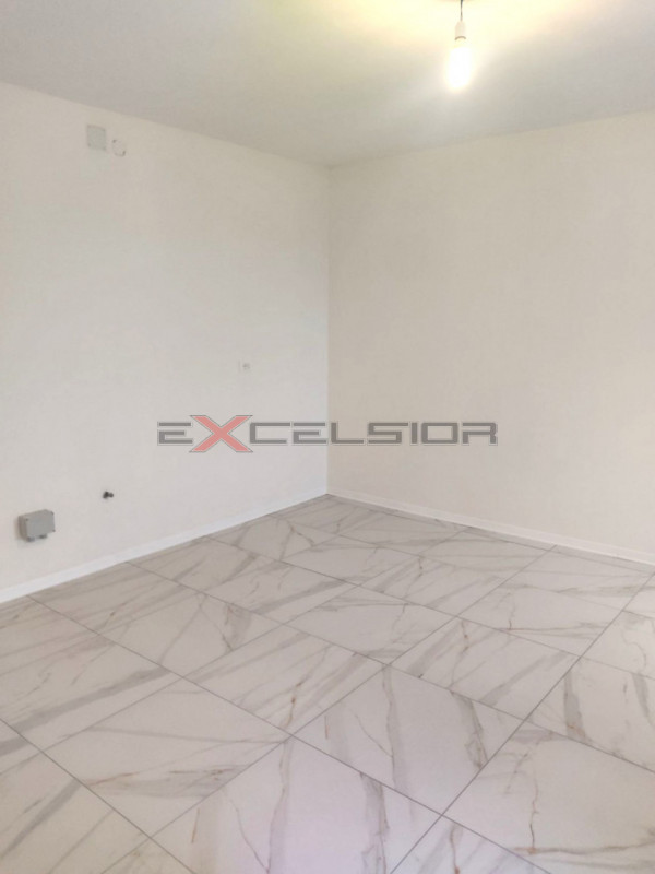 Case, Appartamenti, Ville, Attici, Loft in Vendita a Adria