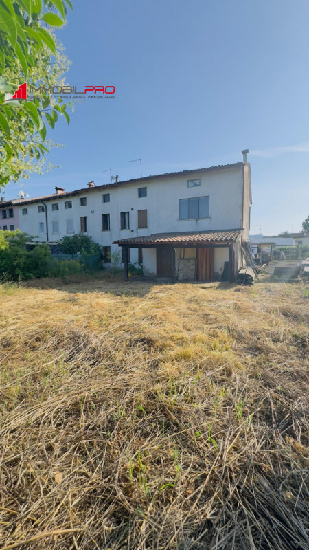 Sei alla ricerca di un’occasione per personalizzarti la casa dei tuoi sogni? Oppure vuoi fare un ...