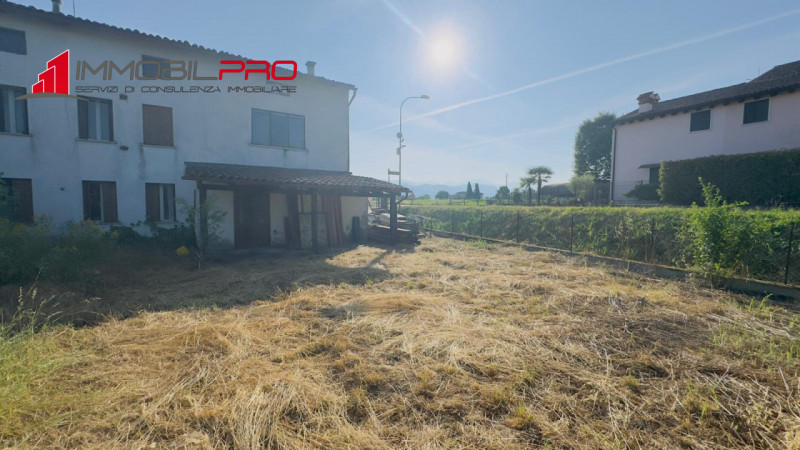 Sei alla ricerca di un’occasione per personalizzarti la casa dei tuoi sogni? Oppure vuoi fare un ...