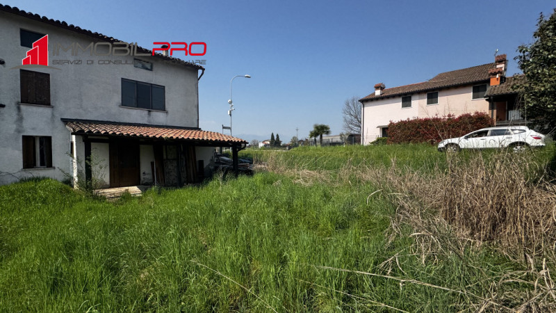 Sei alla ricerca di un’occasione per personalizzarti la casa dei tuoi sogni? Oppure vuoi fare un ...