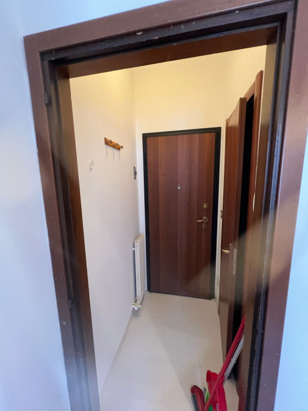 DISPONIBILE PER LA LOCAZIONE UN GRAZIOSO MONOLOCALE COMPLETAMENTE RISTRUTTURATO NEL CUORE DEL POR...