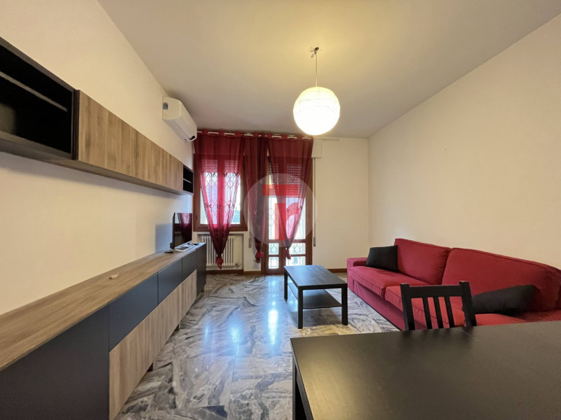 ATTUALMENTE LOCATO con rendita annua pari a € 8.040,00, rappresenta un’interessante opportunità d...