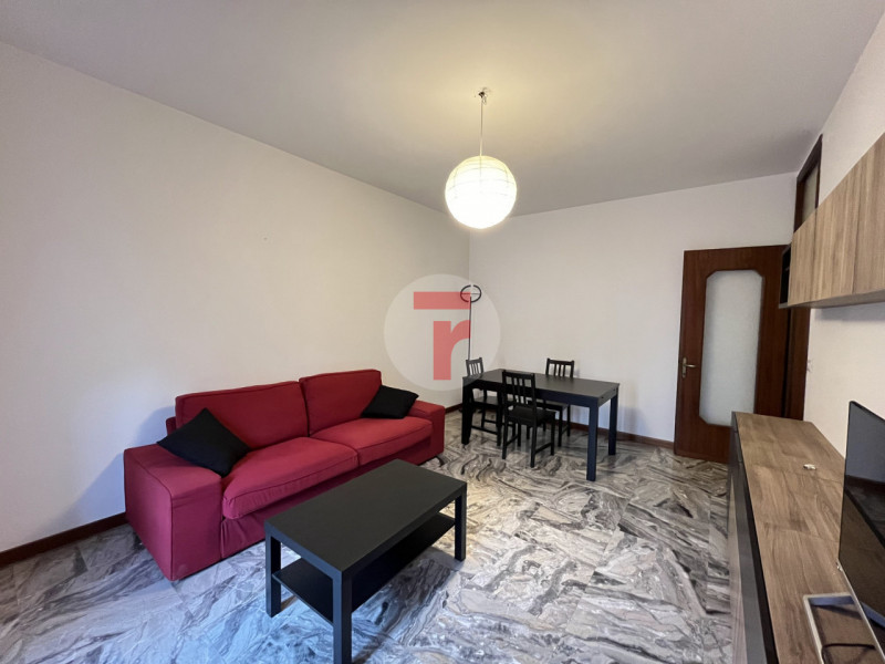 ATTUALMENTE LOCATO con rendita annua pari a € 8.040,00, rappresenta un’interessante opportunità d...