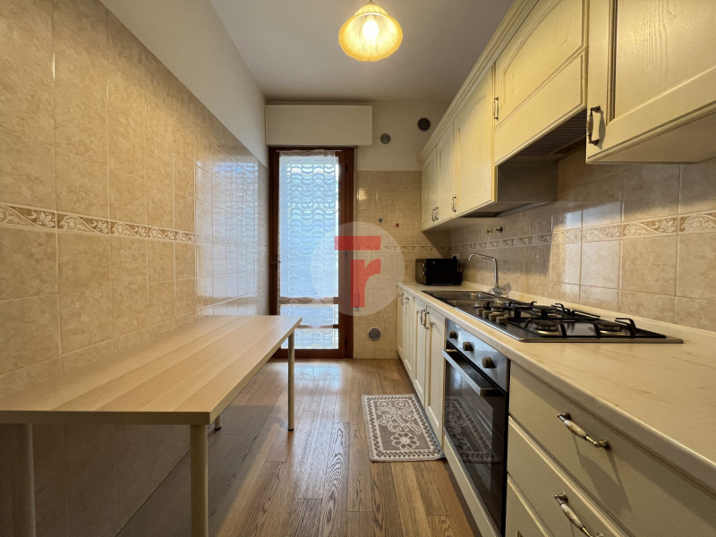 ATTUALMENTE LOCATO con rendita annua pari a € 8.040,00, rappresenta un’interessante opportunità d...