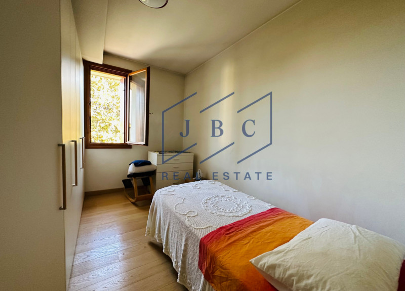 ODERZO - (TV)
Nella prima periferia di Oderzo, proponiamo in esclusiva meravigliosa bifamiliare c...