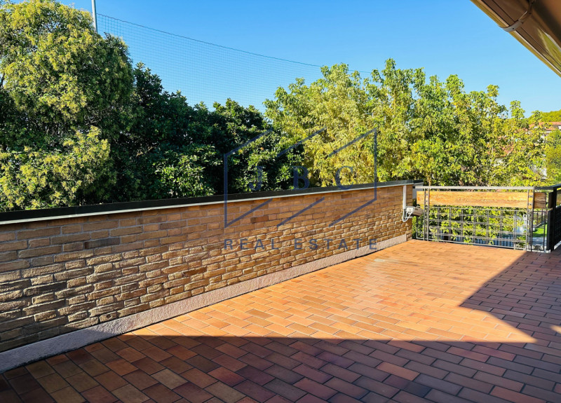 ODERZO - (TV)
Nella prima periferia di Oderzo, proponiamo in esclusiva meravigliosa bifamiliare c...