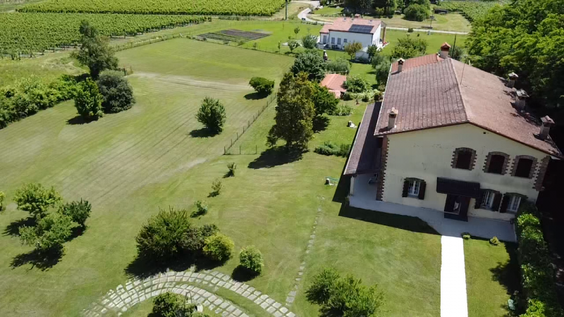 Posizione incantevole
Immersa nel verde della frazione di Val Sanzibio (Galzignano Terme), questa...