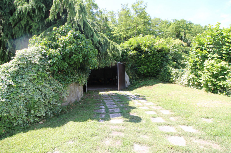 Posizione incantevole
Immersa nel verde della frazione di Val Sanzibio (Galzignano Terme), questa...