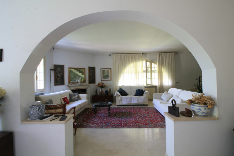 Posizione incantevole
Immersa nel verde della frazione di Val Sanzibio (Galzignano Terme), questa...