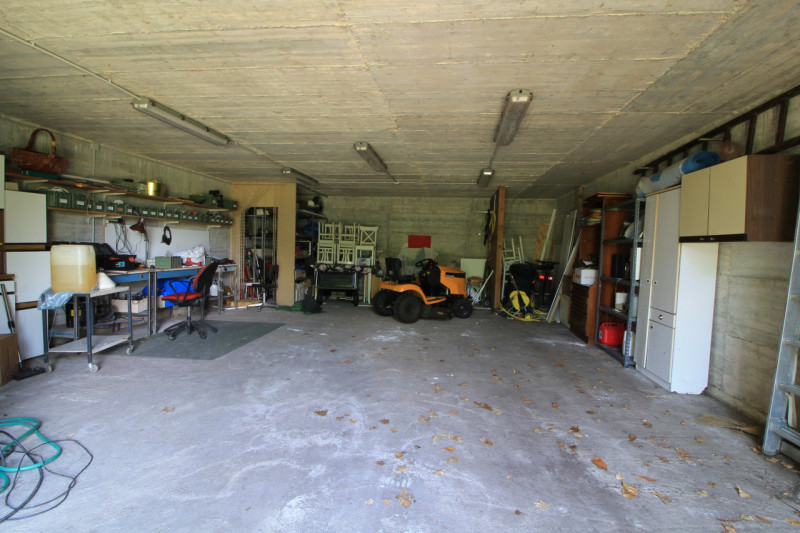 Posizione incantevole
Immersa nel verde della frazione di Val Sanzibio (Galzignano Terme), questa...