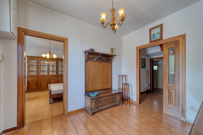 A Rubano nella richiestissima località di Sarmeola, in zona tranquilla e rilassante proponiamo VI...