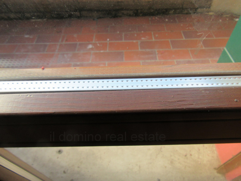 Nella tranquilla zona di San Domenico a Selvazzano Dentro, splendida bifamiliare di 350 mq di spa...