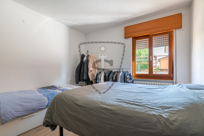 Proponiamo in vendita a Marostica a poca distanza dal centro storico, un accogliente appartamento...