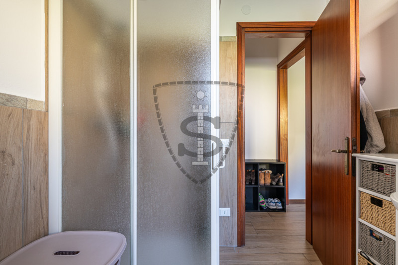 Proponiamo in vendita a Marostica a poca distanza dal centro storico, un accogliente appartamento...