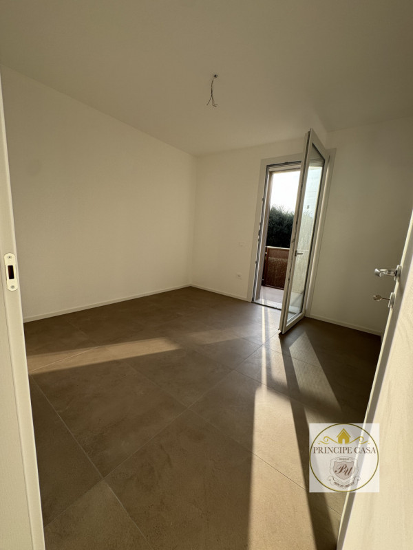 Nel cuore di Monselice, in una delle zone più richieste e servite del centro città, proponiamo in...