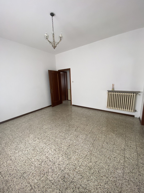 MONTEGROTTO TERME CENTRO rif. A083: Casa su Misura propone porzione di bifamiliare con ingresso i...