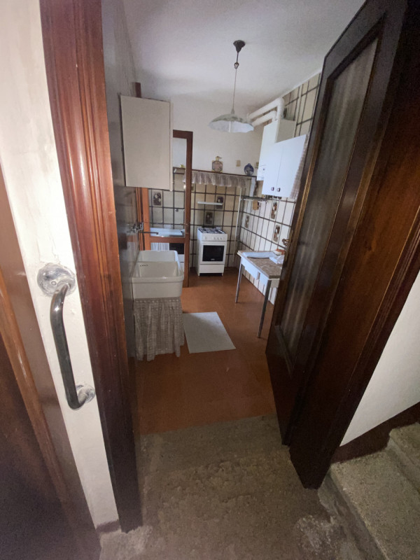 MONTEGROTTO TERME CENTRO rif. A083: Casa su Misura propone porzione di bifamiliare con ingresso i...