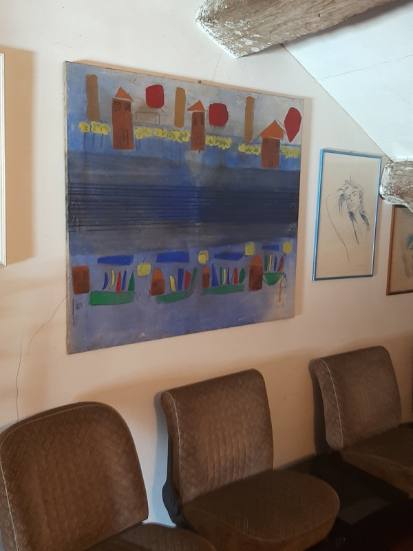 Proponiamo in vendita un'imponente porzione di barchessa risalente al 1400, situata nel suggestiv...