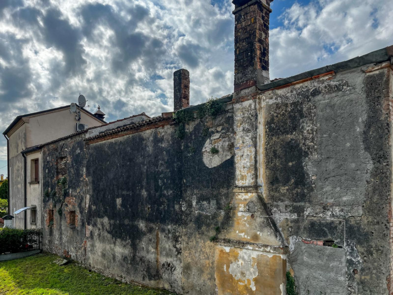 (Per INFO Vittorio 3517343301) Immaginate di svegliarvi ogni mattina circondati dalla bellezza au...