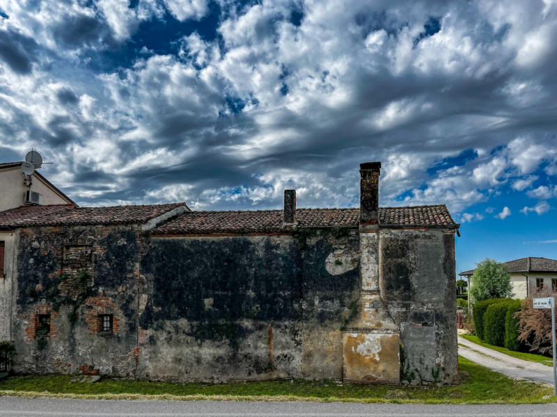 (Per INFO Vittorio 3517343301) Immaginate di svegliarvi ogni mattina circondati dalla bellezza au...