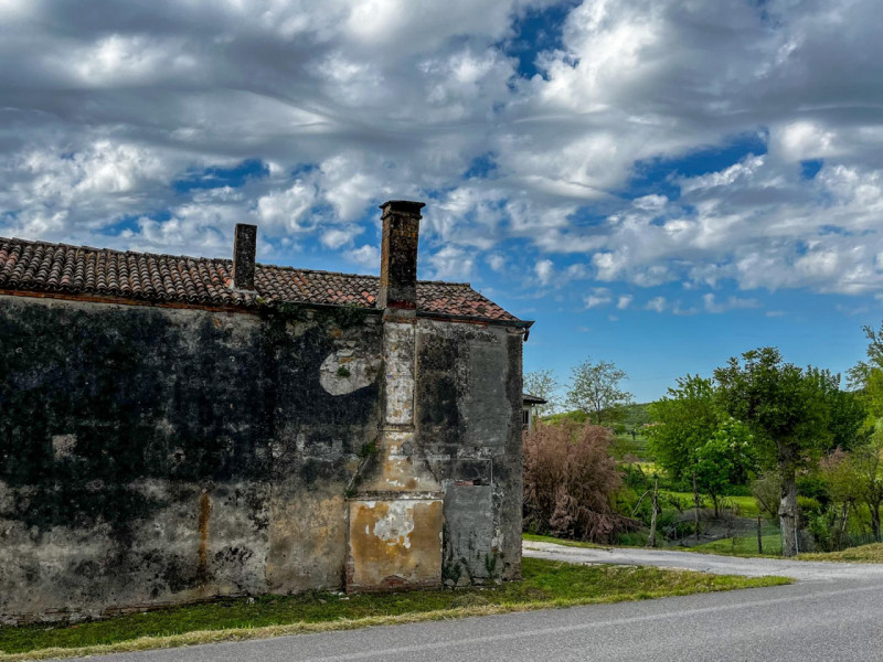 (Per INFO Vittorio 3517343301) Immaginate di svegliarvi ogni mattina circondati dalla bellezza au...