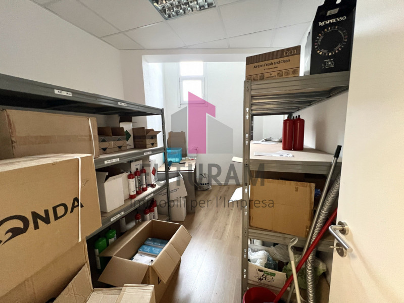 VICENZA OVEST - RIF. 630FUTURAM - TEL 0444310220 - 3403358378

IN CONTESTO COMPLETAMENTE RISTRUTT...