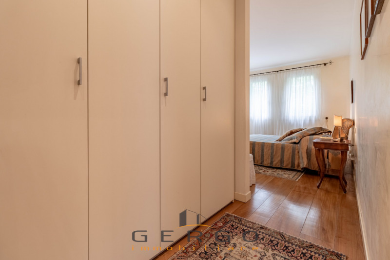 (Per INFO Roberto 3453195338) NOSTRA ESCLUSIVA - Montebelluna, zona ricercata e signorile del cen...