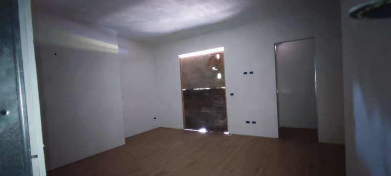 In una delle zone più ricercate di Montebelluna, nel tranquillo e verdeggiante quartiere de La Pi...