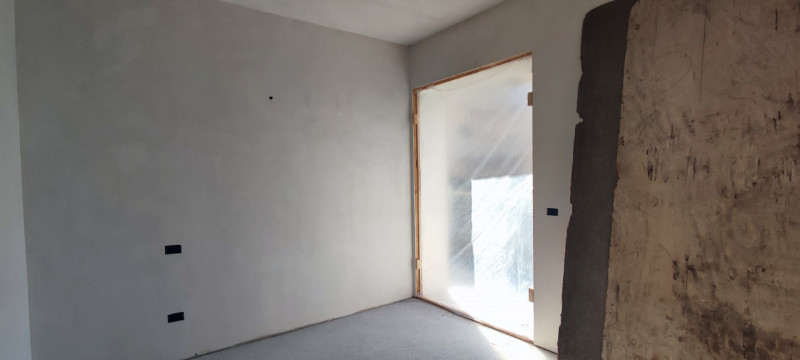 In una delle zone più ricercate di Montebelluna, nel tranquillo e verdeggiante quartiere de La Pi...