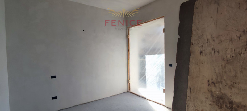 In una delle zone più ricercate di Montebelluna, nel tranquillo e verdeggiante quartiere de La Pi...