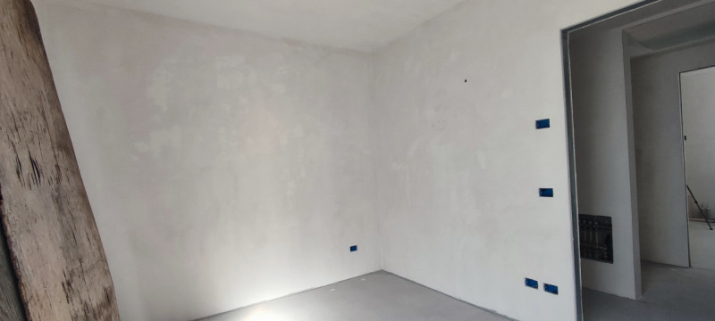 In una delle zone più ricercate di Montebelluna, nel tranquillo e verdeggiante quartiere de La Pi...