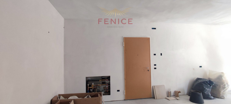 In una delle zone più ricercate di Montebelluna, nel tranquillo e verdeggiante quartiere de La Pi...