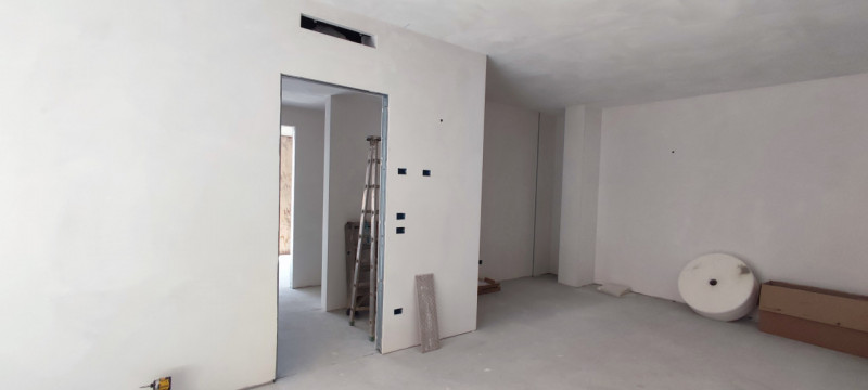 In una delle zone più ricercate di Montebelluna, nel tranquillo e verdeggiante quartiere de La Pi...