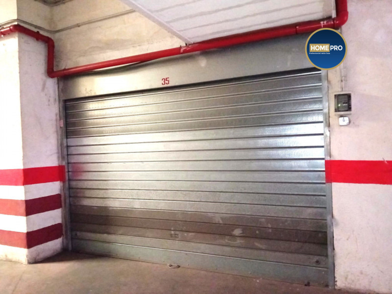 Garage Posti auto in Vendita a Roma