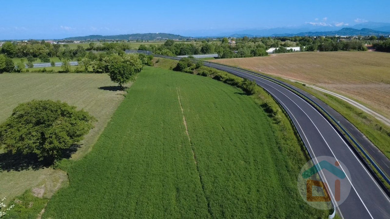 Gradisca d'Isonzo Vendita Terreno terreno agricolo/coltura