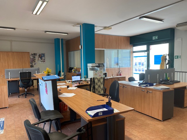 Oggi vi proponiamo un immobile a reddito in ottima posizione nel pieno centro storico di Piove di...